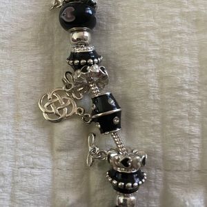 Bread & Charm bracelet